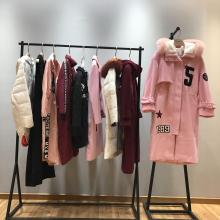 杭州情侶服飾貿(mào)易有限公司 品牌女裝與精品女裝的專業(yè)之選